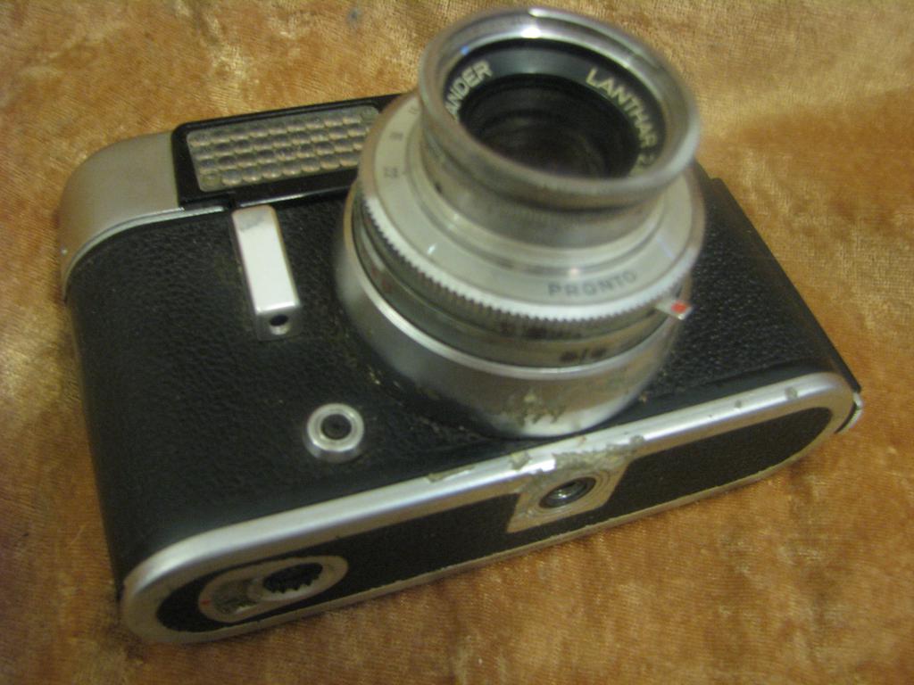 Voigtlander Voigtländer Vito CD Camera Lanthar 2.8/50 Lens ~ Cased
